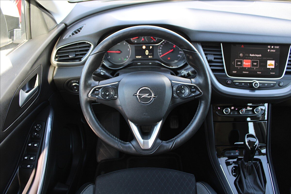 Opel Grandland X SUV / Terénní 1,5 l 96 kw