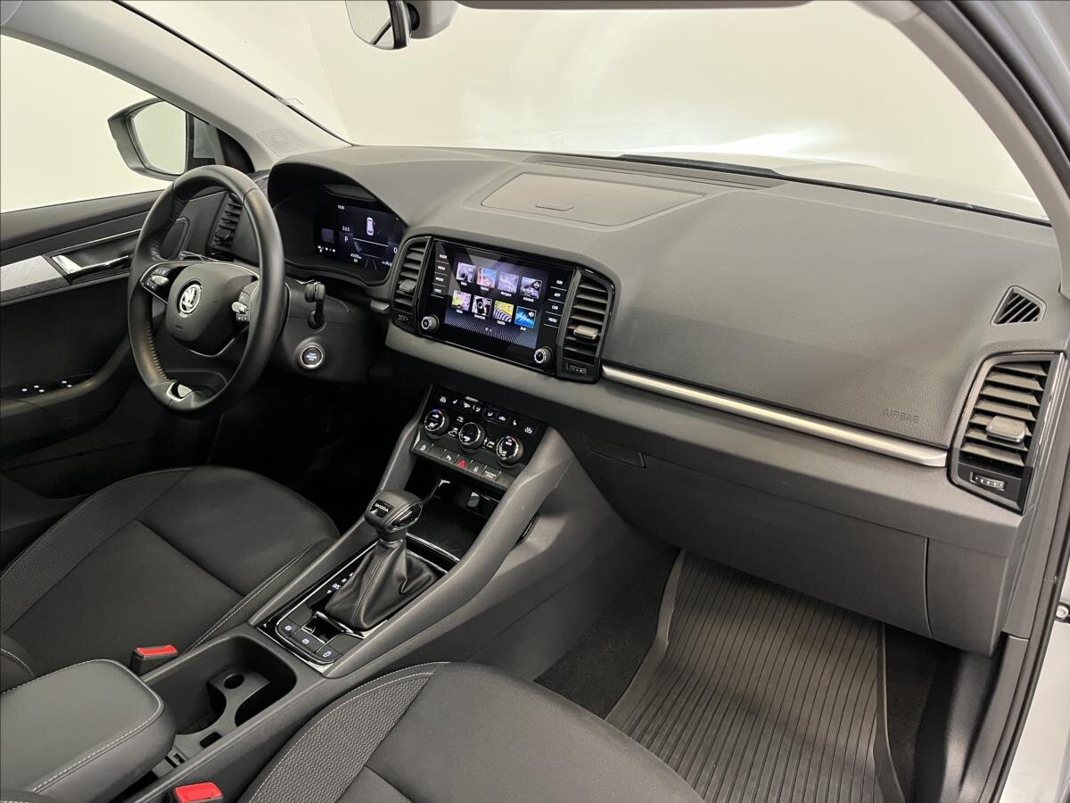 Škoda Karoq SUV 1,5 l 110 kw