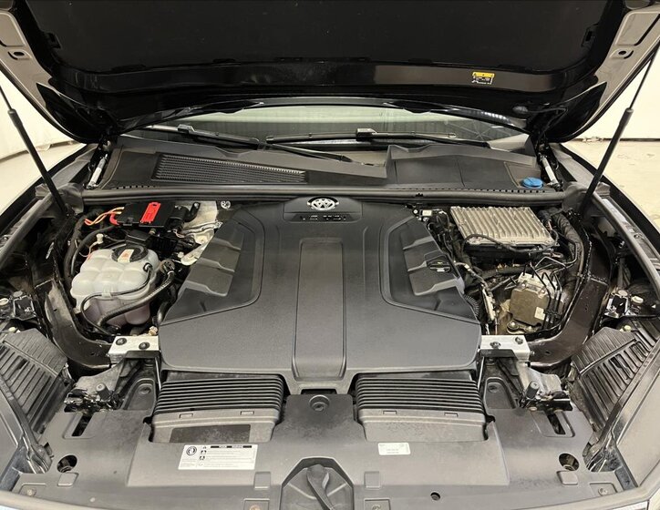 Volkswagen Touareg SUV / Terénní 3,0 l 210 kw