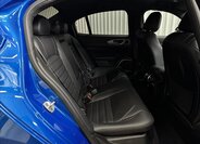 Alfa Romeo Giulia Sedan / Limuzína 2,0 l 206 kw