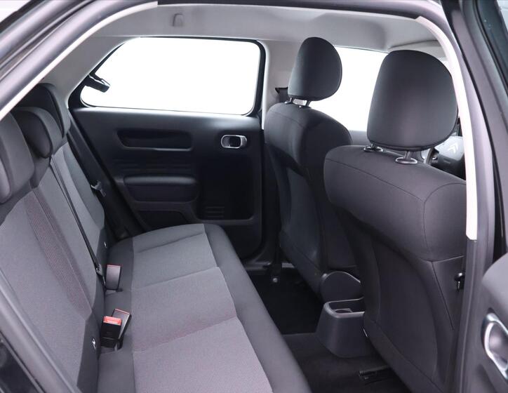 Citroën C4 Cactus 13