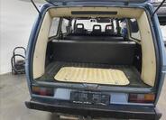 Volkswagen Caravelle 10