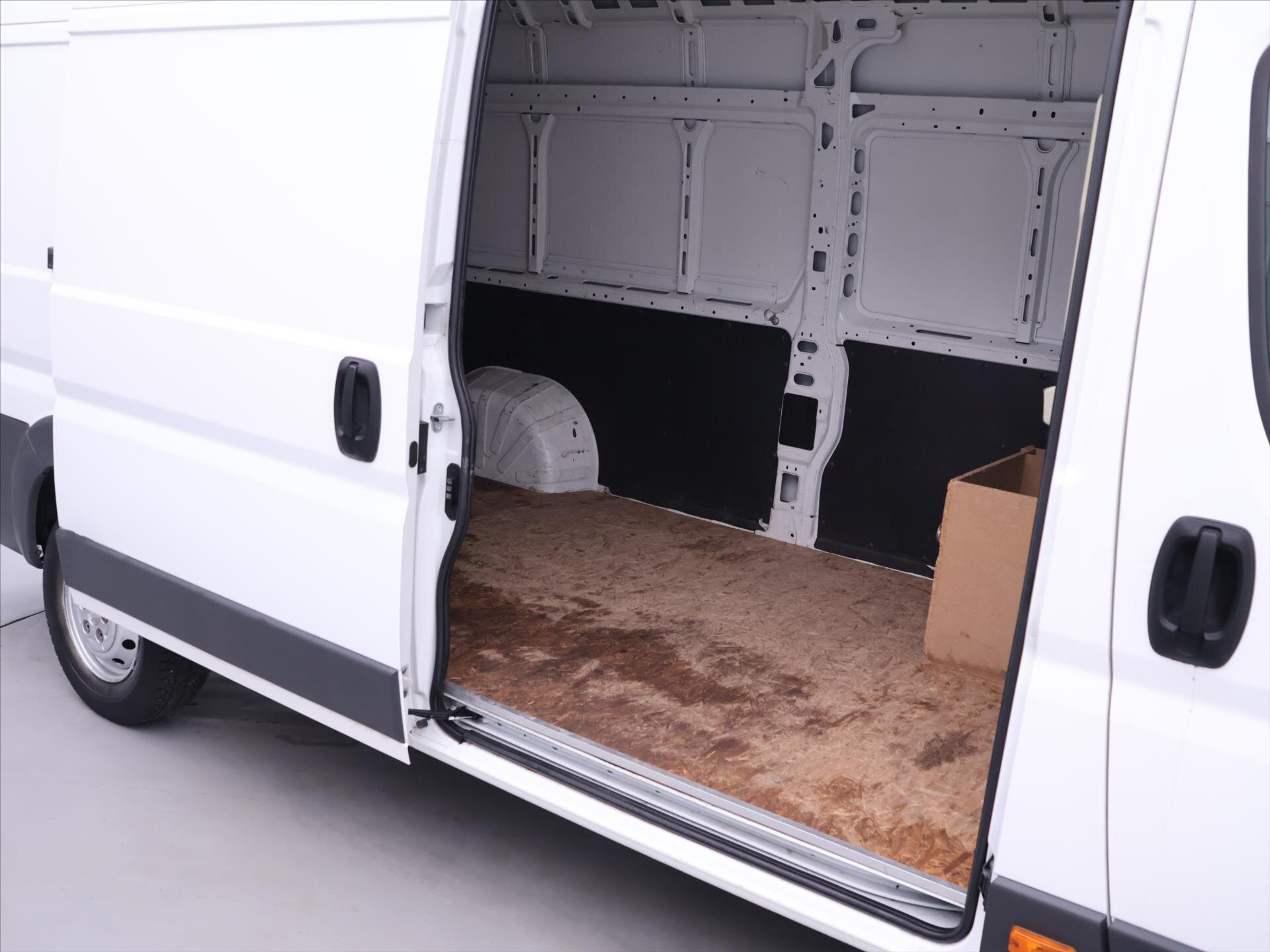 Peugeot Boxer Skříň 2,0 l 96 kw