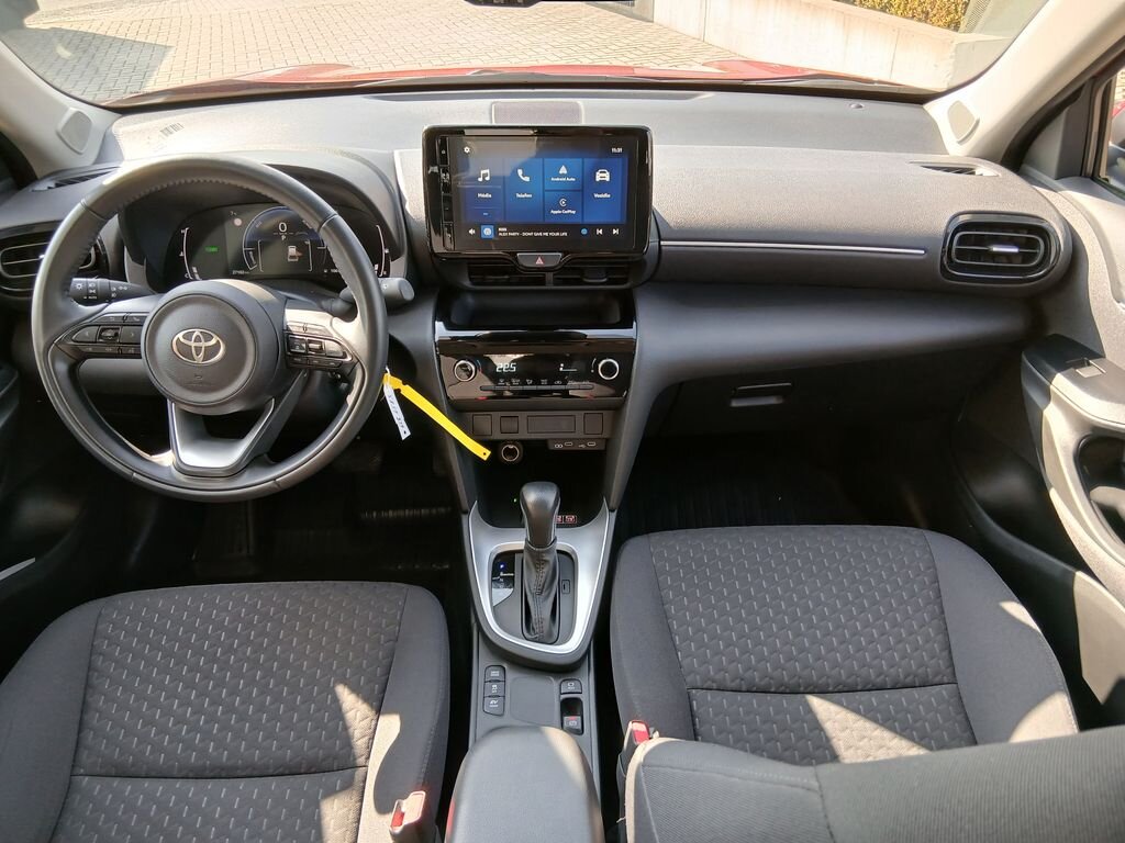 Toyota Yaris Cross SUV / Terénní 1,5 l 68 kw