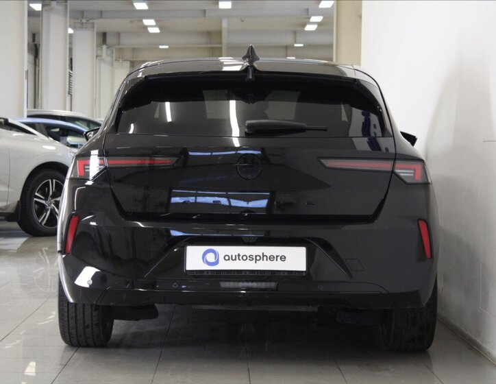 Opel Astra Hatchback 1,2 l 96 kw