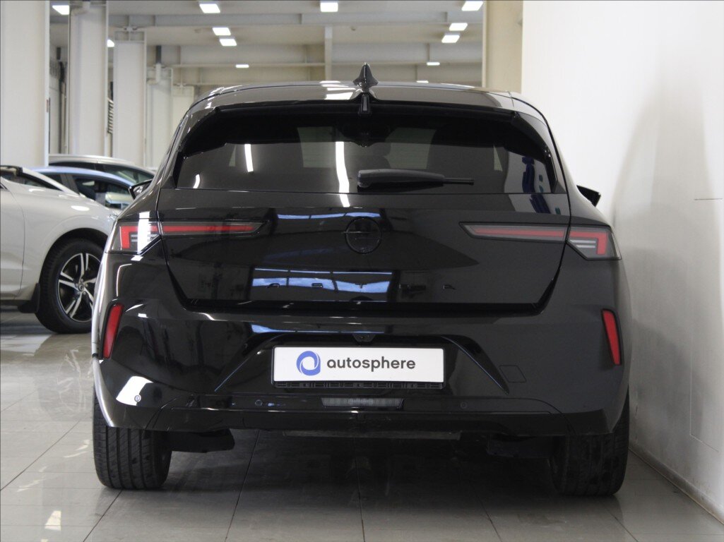 Opel Astra Hatchback 1,2 l 96 kw