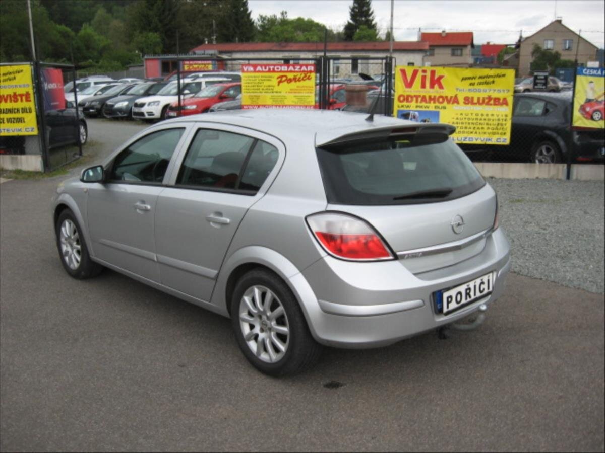 Opel Astra Hatchback 1,6 l 77 kw