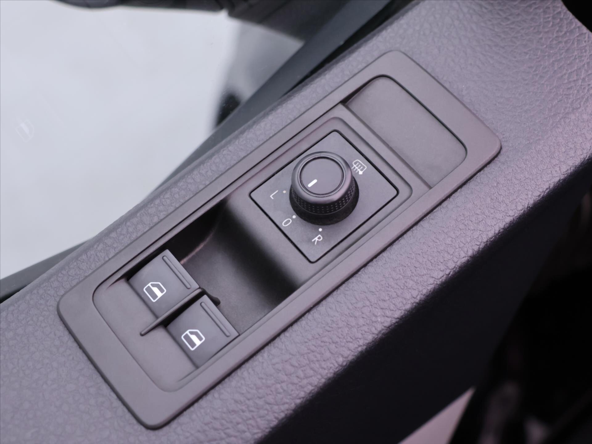 Volkswagen Transporter Kombi 2,0 l 75 kw