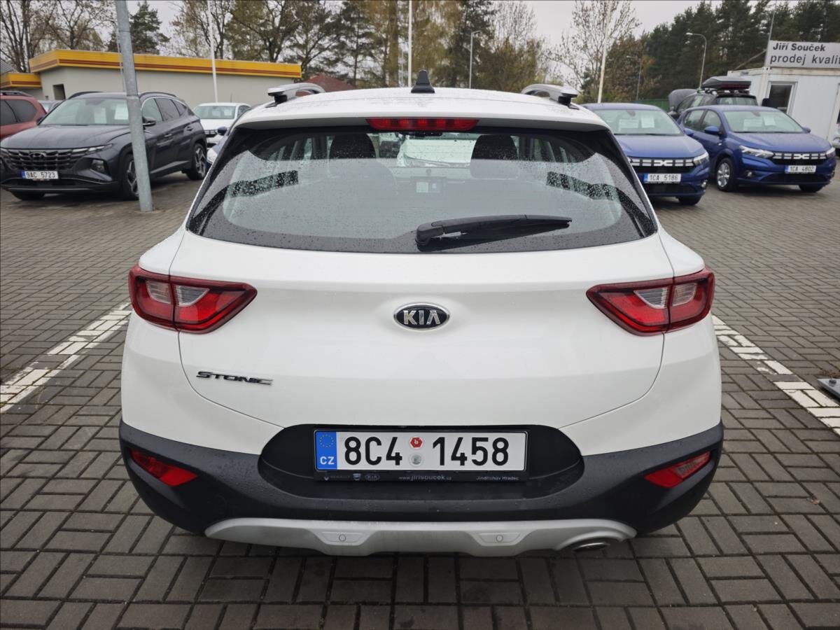 KIA Stonic SUV / Terénní 1,4 l 73 kw
