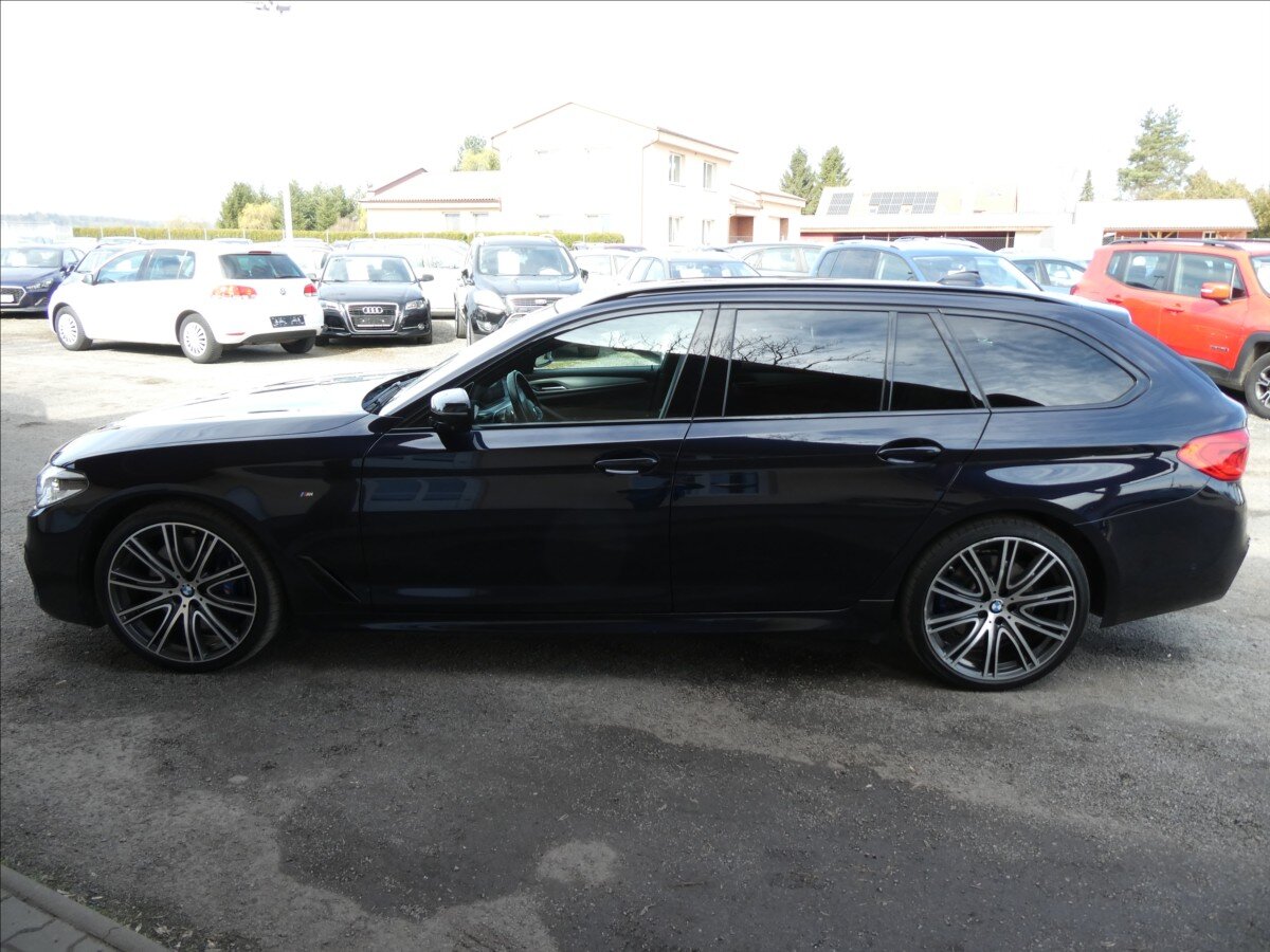 BMW Řada 5 Kombi 3,0 l 235 kw