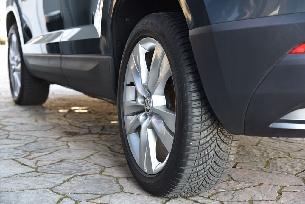 Škoda Karoq SUV / Terénní 1,5 l 110 kw