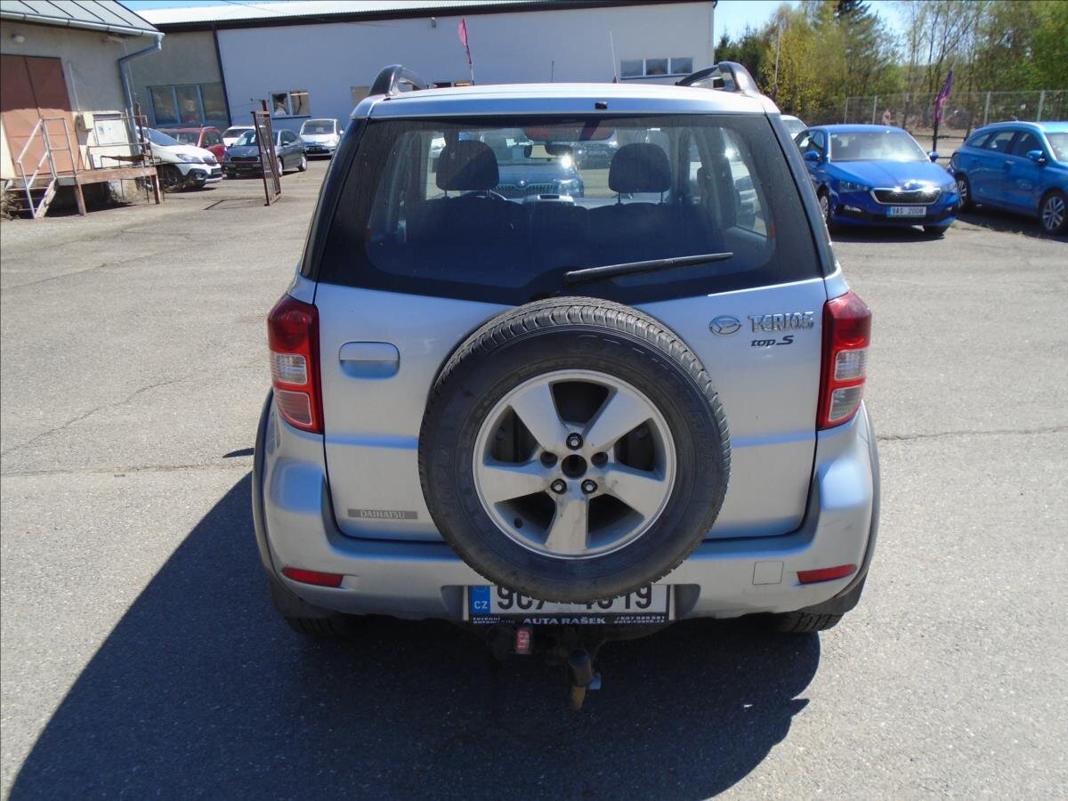 Daihatsu Terios SUV / Terénní 1,5 l 77 kw
