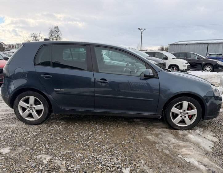 Volkswagen Golf Hatchback 1,4 l 90 kw