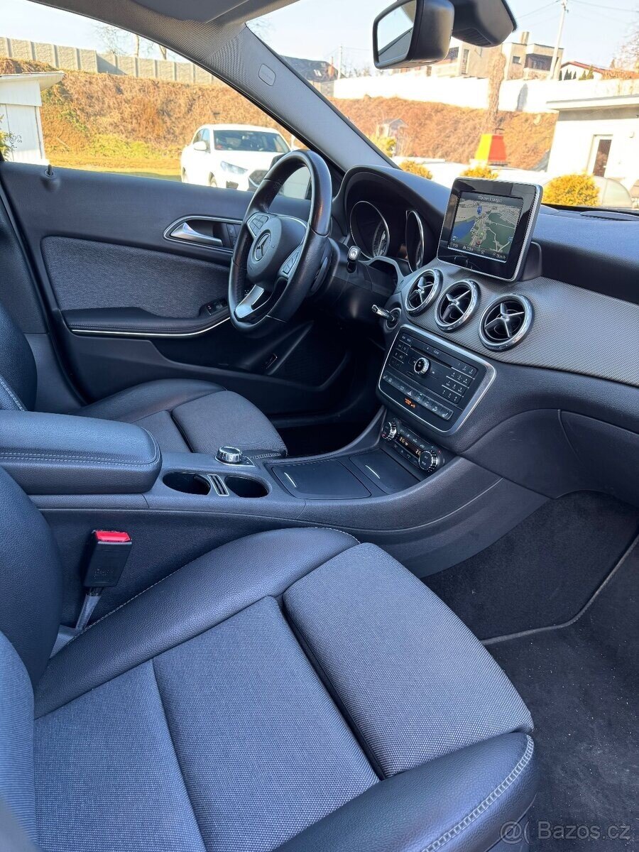 Mercedes-Benz GLA SUV / Terénní 0,0 0
