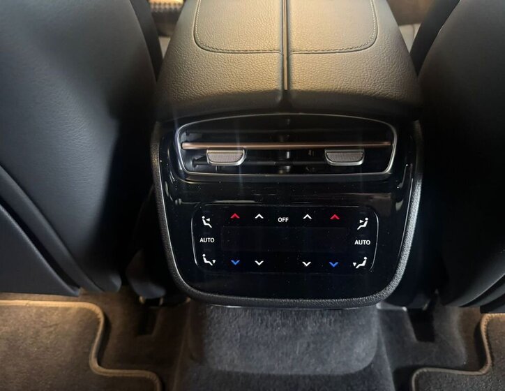 Mercedes-Benz EQE Sedan / Limuzína 0,0 350 kw