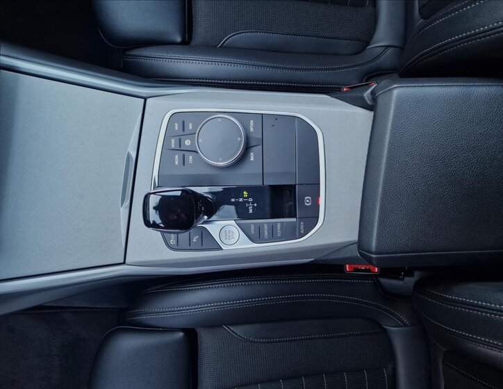 BMW Řada 3 Kombi 2,0 l 110 kw