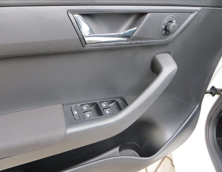 Škoda Fabia Kombi 999,0 70 kw