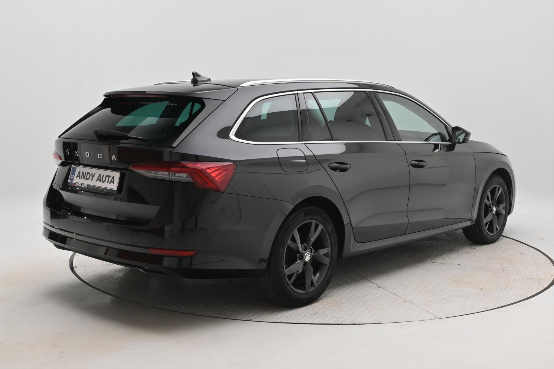Škoda Octavia Kombi 2,0 l 110 kw
