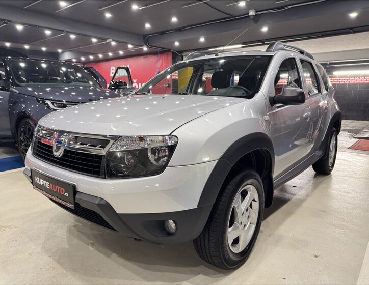 Dacia Duster SUV / Terénní 1,6 l 77 kw