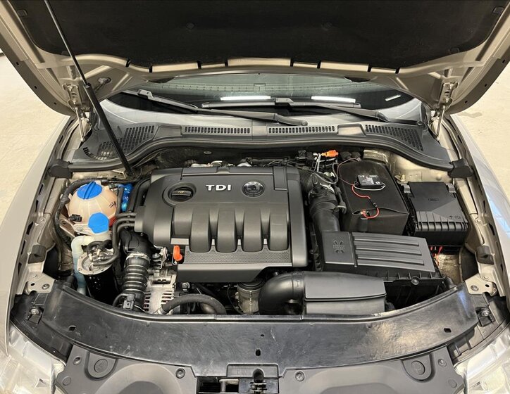 Škoda Superb Liftback 2,0 l 103 kw