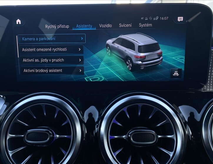 Mercedes-Benz GLB SUV / Terénní 2,0 l 110 kw