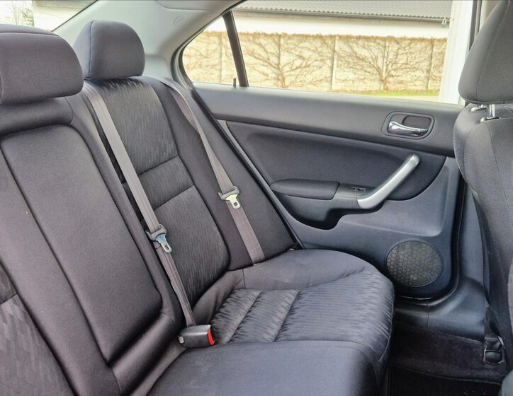 Honda Accord Sedan / Limuzína 2,0 l 114 kw