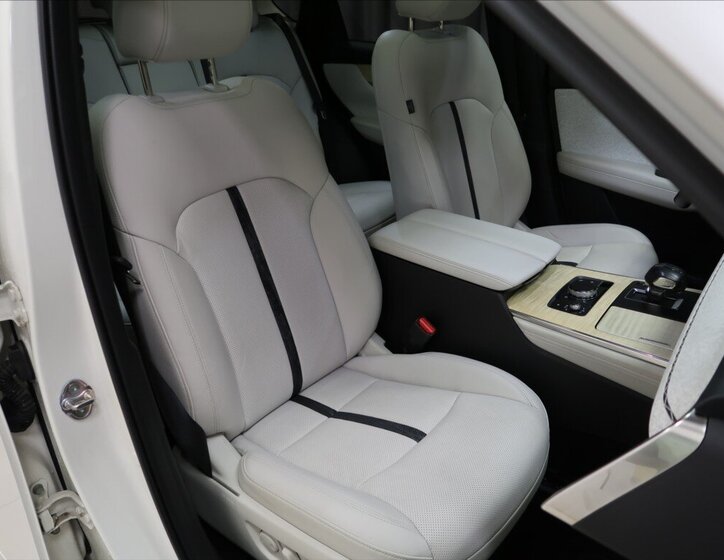 Mazda CX-60 SUV / Terénní 2,5 l 241 kw