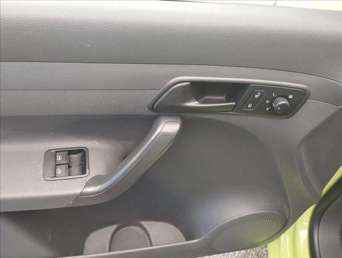 Volkswagen Caddy Pick-up 1,6 l 75 kw