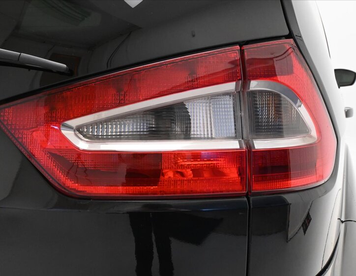 Ford Galaxy MPV 2,0 l 96 kw