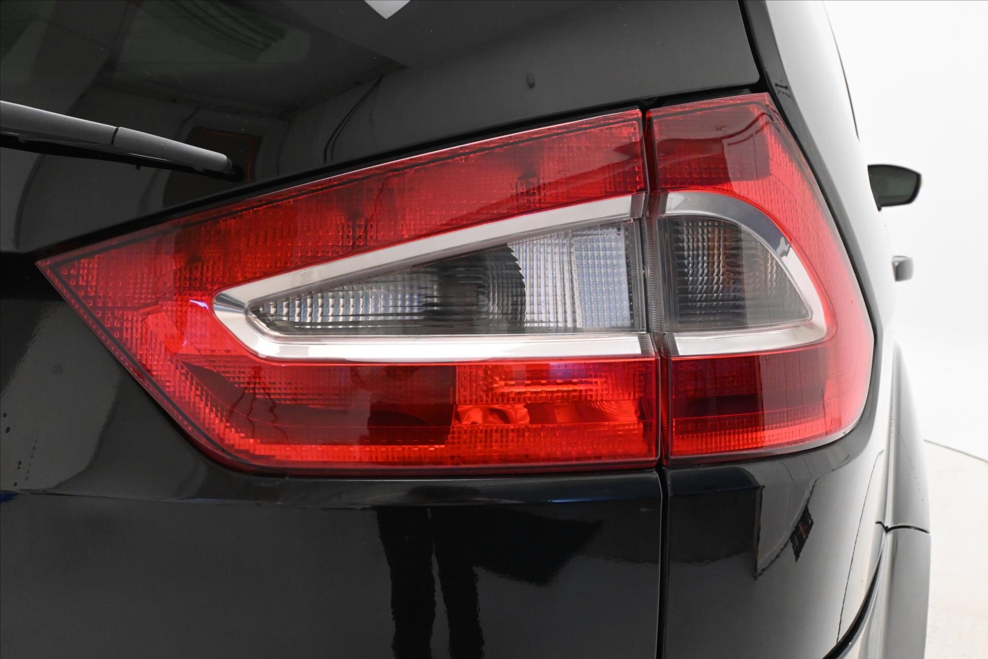 Ford Galaxy MPV 2,0 l 96 kw