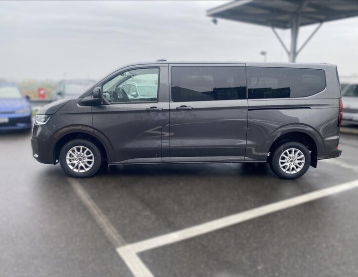 Volkswagen Caravelle Kombi 2,0 l 125 kw