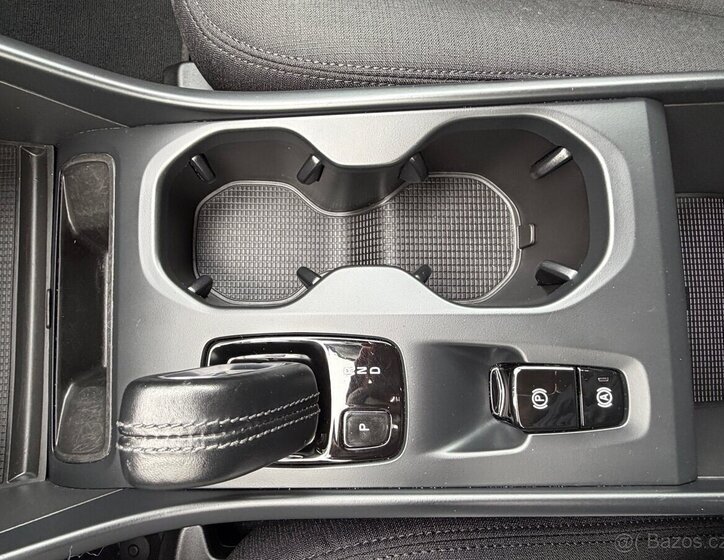 Volvo XC40 Kombi 2,0 l 110 kw