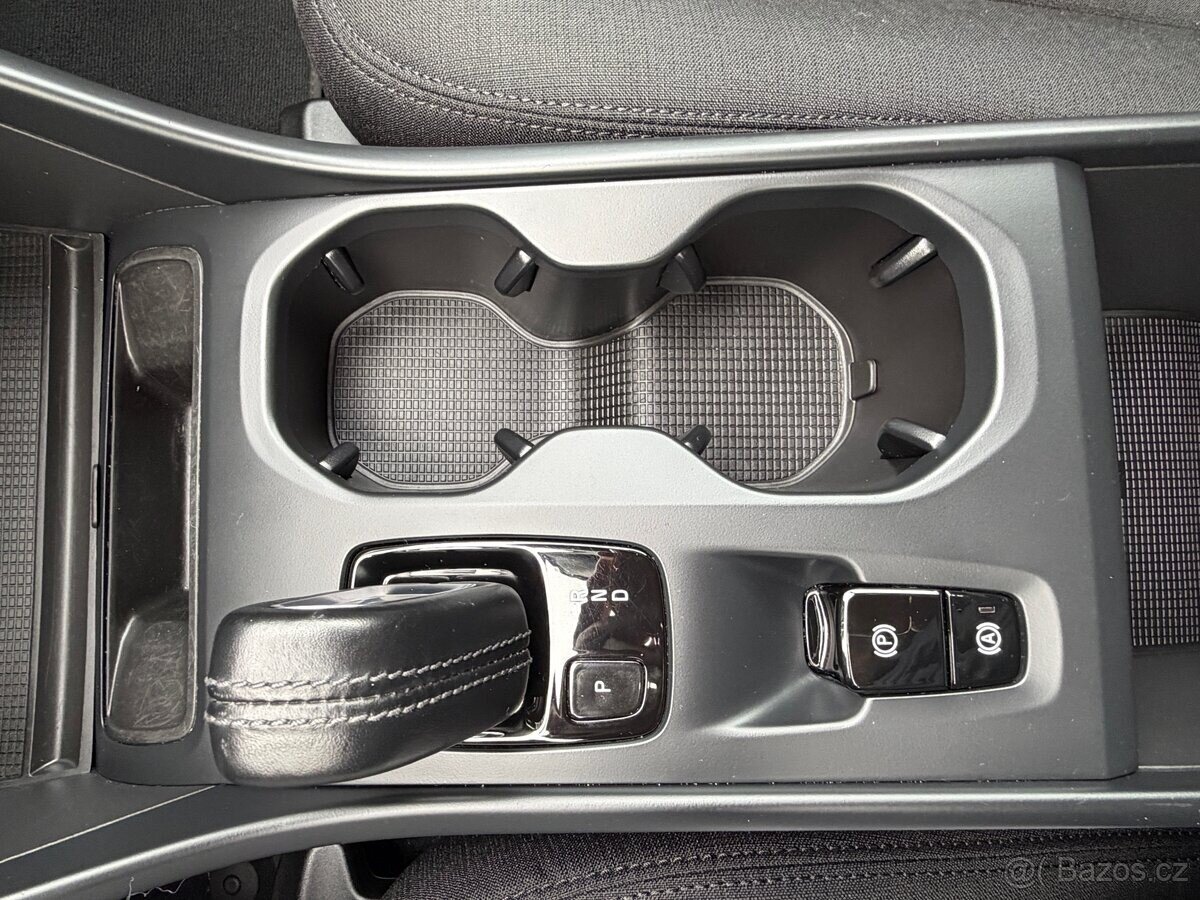 Volvo XC40 Kombi 2,0 l 110 kw