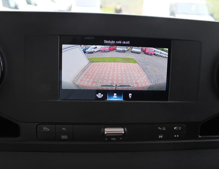 Mercedes-Benz Sprinter 14