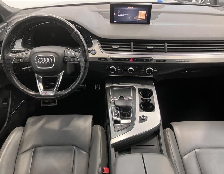 Audi Q7 SUV 3,0 l 200 kw