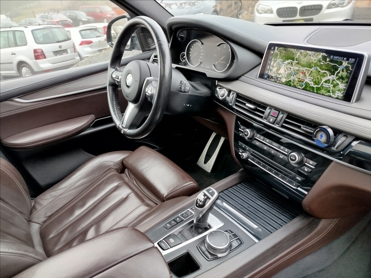 BMW X5 SUV 3,0 l 280 kw