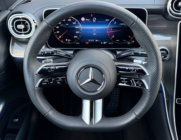 Mercedes-Benz GLC SUV / Terénní 2,0 l 145 kw