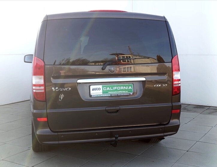 Mercedes-Benz Viano MPV 3,0 l 165 kw