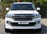 Toyota Land Cruiser 8