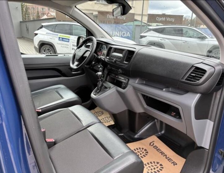 Opel Vivaro Skříň 2,0 l 90 kw