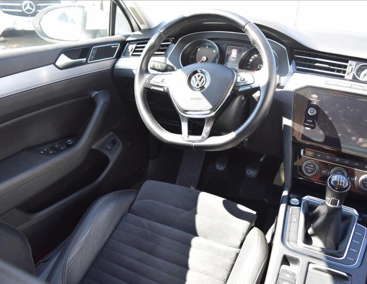 Volkswagen Passat 32