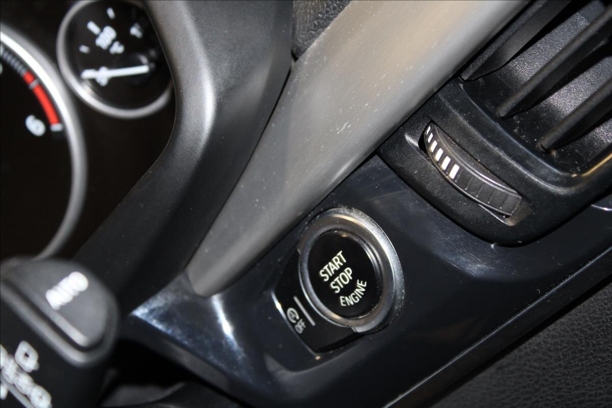 BMW X5 SUV / Terénní 3,0 l 190 kw