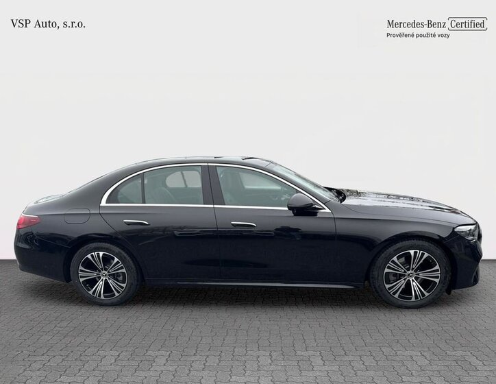 Mercedes-Benz Třídy E 6