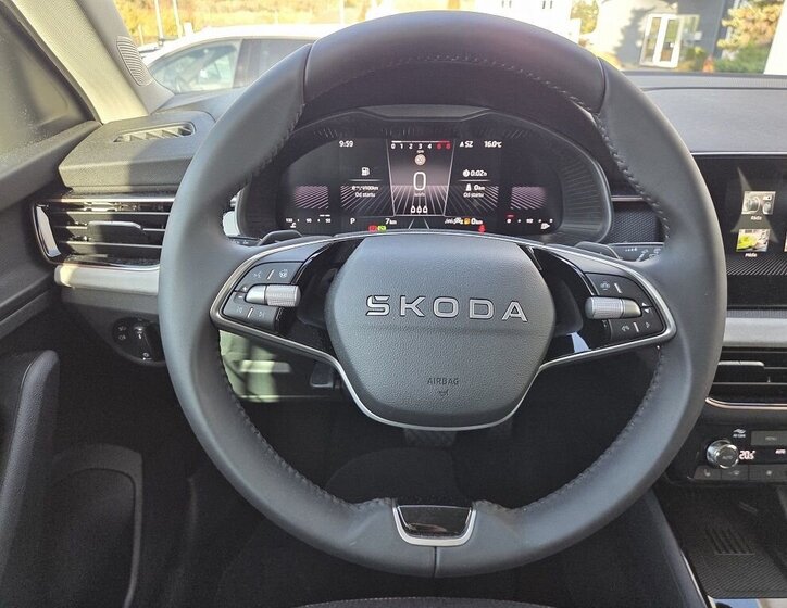 Škoda Scala 9