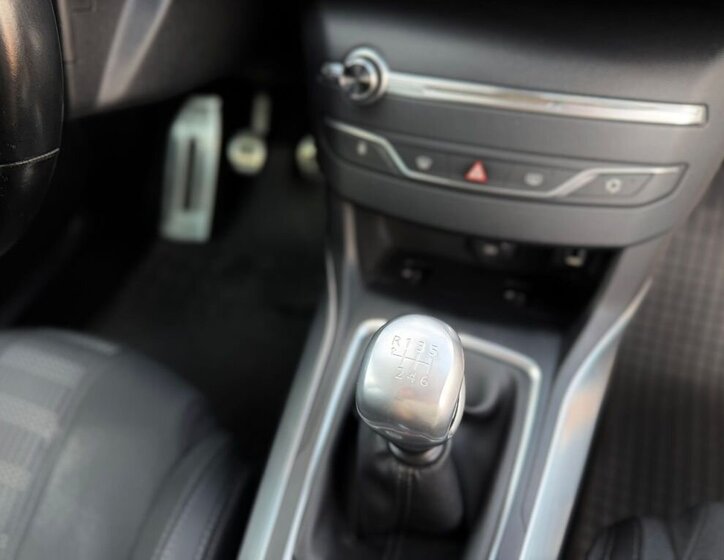 Peugeot 308 Kombi 1,2 l 96 kw