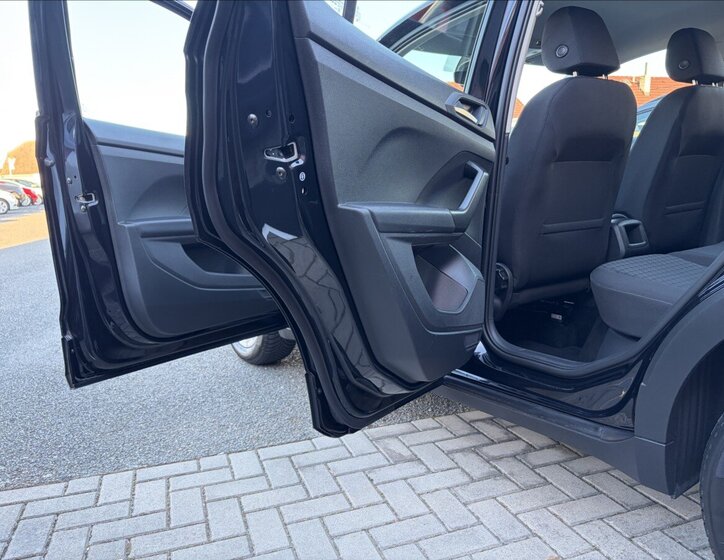 Volkswagen T-Cross Kombi 999,0 81 kw