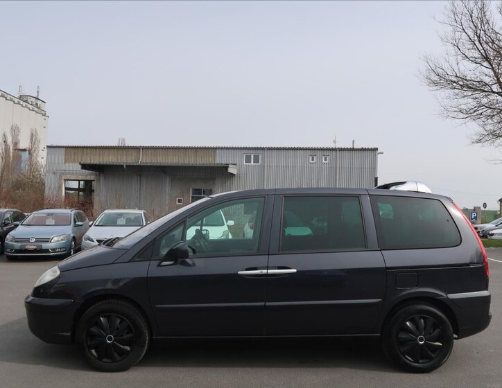 Citroën C8 MPV 2,0 l 88 kw