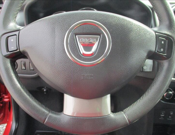 Dacia Sandero Hatchback 898,0 66 kw