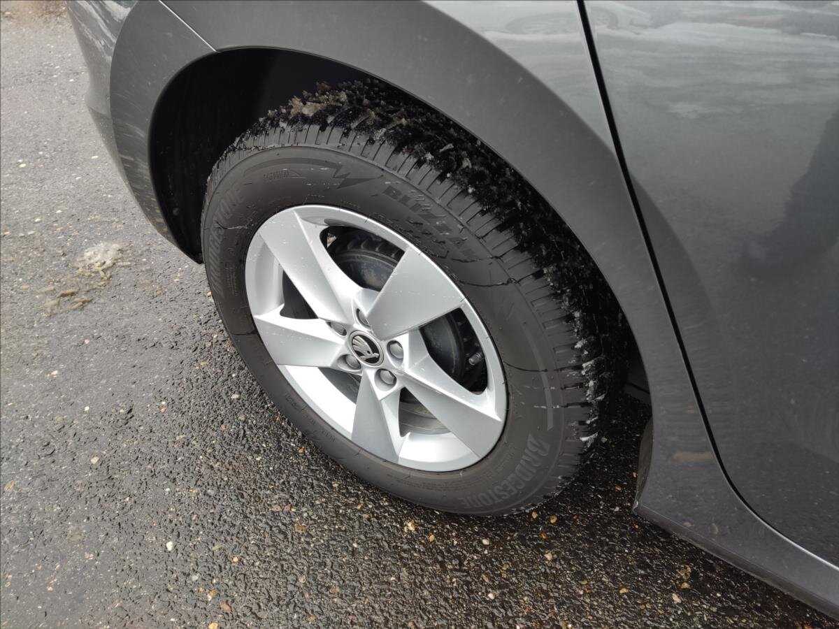 Škoda Fabia Hatchback 999,0 70 kw