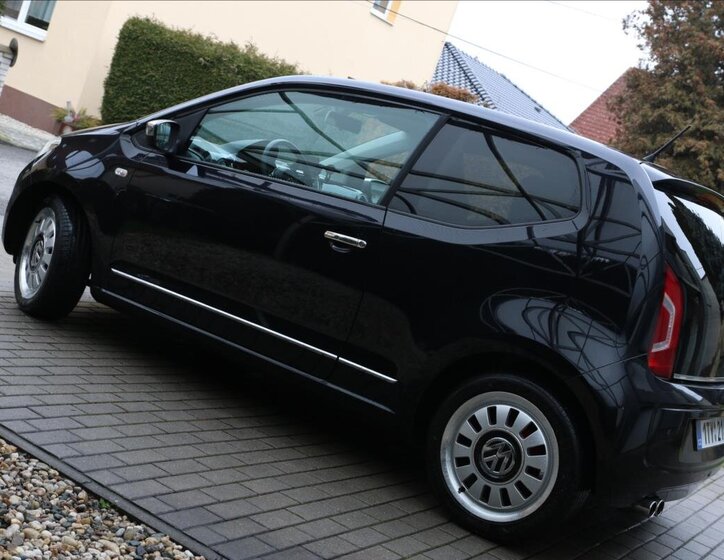 Volkswagen up! Hatchback 999,0 44 kw
